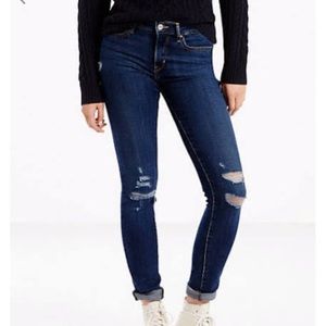 NWT Levi’s 711 Skinny Jeans, 27x30, Size 4